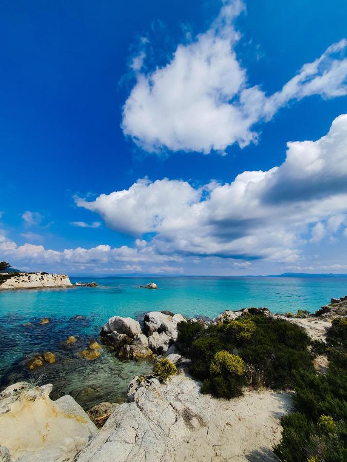 Sky Luxury Suites サルティ エクステリア 写真